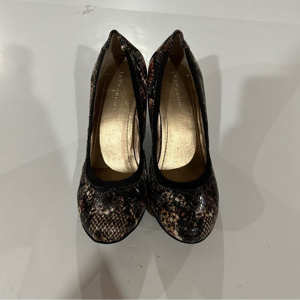 BCBGeneration Nalisa Snakeskin Wedge Heels Size 8 - Picture 2 of 9